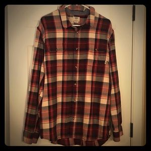 Men’s XL Long Sleeve Button Down